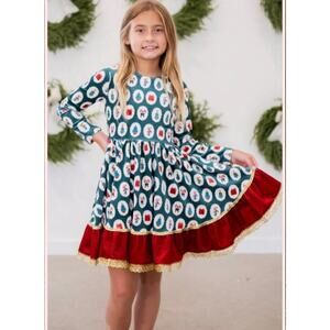 Love & Grow Holiday Joy Velvet Dress Size 6 VGUC Christmas Candy Cane Mistletoe